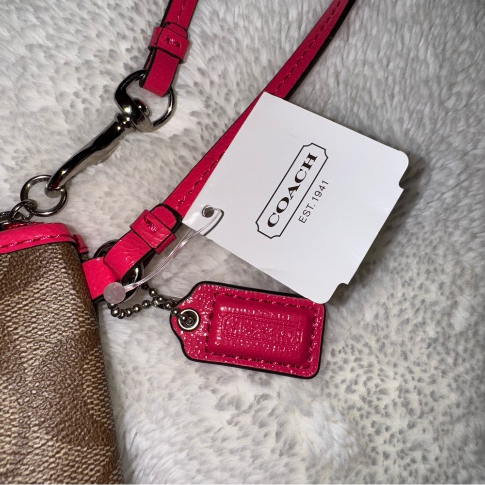Coach Corner Zip Wristlet in Signature Canvas with Stripe - Picture 4 of 12